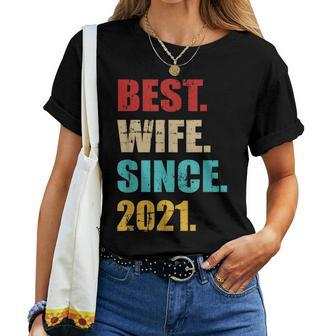 Best Wife Since 2021 For 2Nd Wedding Anniversary Vintage Women T-shirt
