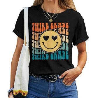 Boho Vintage Retro Groovy Smile 3Rd Third Grade Teacher Women T-shirt | Mazezy