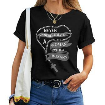 Cute Never Underestimate A With A Rosary Women T-shirt - Seseable