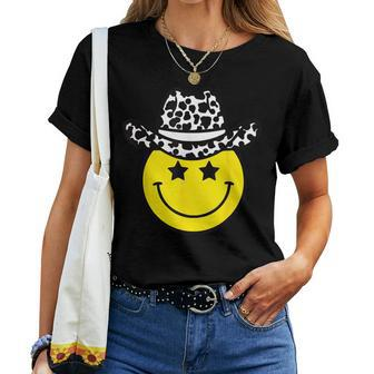 Cute Western Country Cowgirl Hat Star Yellow Smile Face Girl Women T-shirt - Monsterry DE