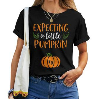 Fall Pregnancy Announcement Couple Halloween Baby Women T-shirt | Mazezy