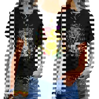 Floral Queen Bee Gardening Botanical Plants Lover Beekeeping Women T-shirt | Mazezy