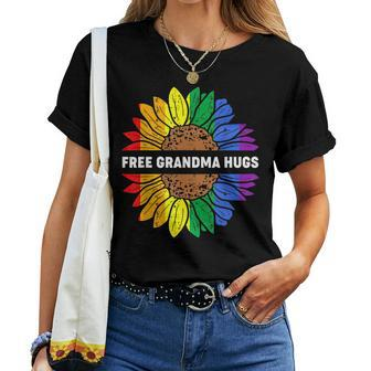 Free Grandma Hugs Lgbt Daisy Rainbow Flower Hippie Gay Pride Women T-shirt | Mazezy