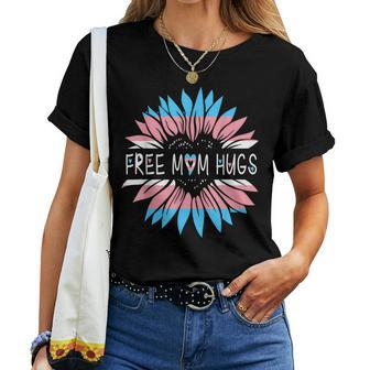 Free Mom Hugs Transgender Pride Lgbt Daisy Flower Hippie Women T-shirt | Mazezy UK