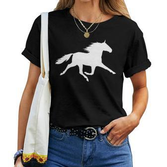 Leger Pacing Horse Standardbred Equine Race Show Women T-shirt | Mazezy