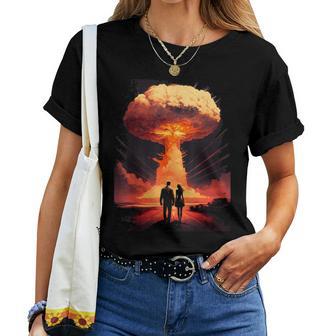 Love Couple In Front Of Atomic Bomb Explosion Mushroom Cloud Women T-shirt - Thegiftio UK