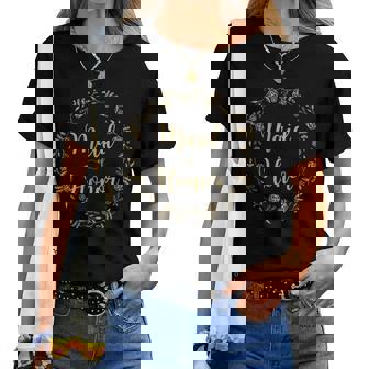 Maid Of Honor Simple Floral Wreath T Women T-shirt | Mazezy