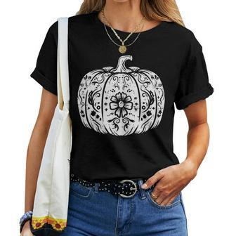 Mandala Pumpkin Flower Graphic Halloween Fall Autumn Women Halloween Women T-shirt | Mazezy