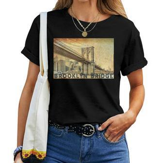 Ny Brooklyn Bridge Connects Manhattan & Brooklyn Women Women T-shirt | Mazezy