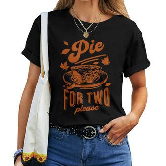 Pie For Two Please Fall Vibes Thanksgiving Pregnancy Reveal Women T-shirt - Thegiftio UK