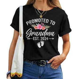 Promoted To Grandma 2024 First Time New Grandma Pregnancy Women T-shirt - Thegiftio UK