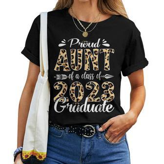 Proud Aunt Of A Class Of 2023 Graduate Leopard Senior 2023 Women T-shirt