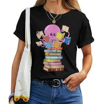 Reading Octopus Books Teacher Mom Librarian Gift Women T-shirt - Seseable