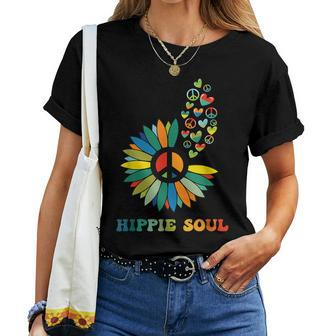 Retro Boho Vintage Heart Daisy Peace Sign Love Hippie Soul Women T-shirt | Mazezy