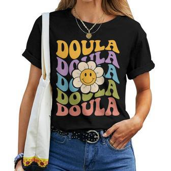 Retro Groovy Doula Cute Doula Midwife Doula Birth Women T-shirt | Mazezy