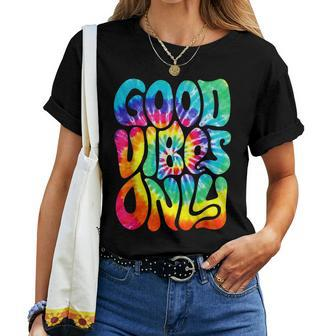 Retro Groovy Halloween Peace Love Hippie 60S 70S 80S Costume Women T-shirt - Seseable