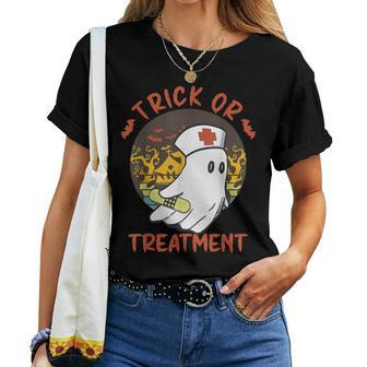 Trick Or Treatment Halloween Nurse Outfit Costume Retro Women T-shirt | Mazezy