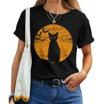 Vintage Scary Halloween Black Cat Costume Retro Moon Cat Mom Women T-shirt | Mazezy