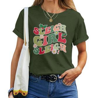 Cute Christmas Sleigh Girl Sleigh Retro Holiday Women T-shirt | Mazezy