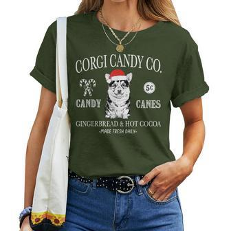 Santa Tri Color Corgi Mom Christmas Vintage Holiday Women T-shirt | Mazezy