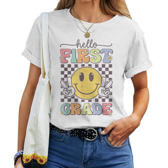 1St Grade Team Back To School Hello First Grade Smile Face Women T-shirt - Seseable