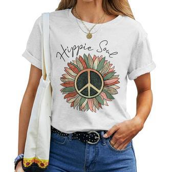 Hippie Soul Daisy Peace Sign Flower Lovers Women T-shirt | Mazezy CA