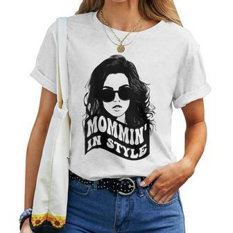Momin' In Style Chic Mom Vibes 2023 Women T-shirt | Mazezy
