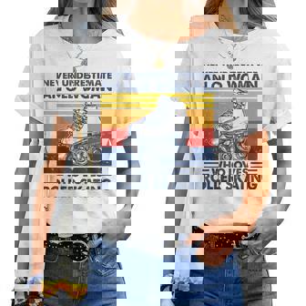 Never Underestimate An Old Woman Loves Roller Skating Women T-shirt - Thegiftio UK