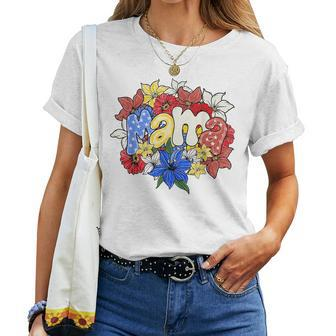 Usa Mama Floral Mom Groovy 4Th Of July Patriotic America For Mom Women T-shirt Crewneck | Mazezy