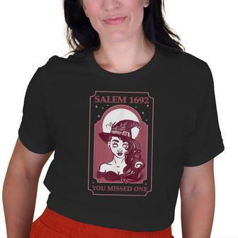 Salem 1692 They Missed One Witch Halloween Retro Vintage Old Women T-shirt | Mazezy