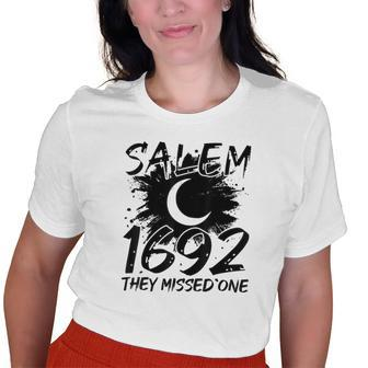 Vintage Salem 1692 They Missed One Halloween Salem 1692 Old Women T-shirt | Mazezy
