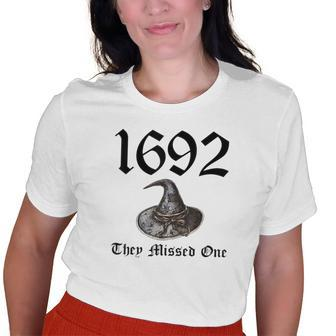 Vintage Salem 1692 They Missed One Witch Halloween Old Women T-shirt | Mazezy