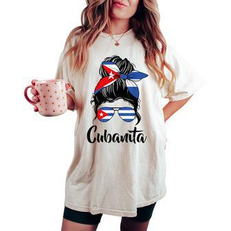 Cubanita Messy Bun Cubanita Cuban Flag Messy Hair Woman Bun Women's Oversized Comfort T-shirt | Mazezy