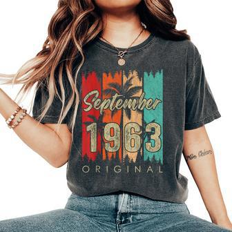 60 Year Old Made In September 1963 60Th Birthday Women's Oversized Comfort T-Shirt | Mazezy