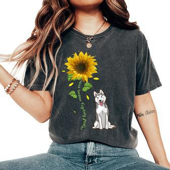 Best Husky Mom Ever Sunflower Women's Oversized Comfort T-shirt | Mazezy