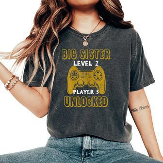 Big Sister Level 2 Player 3 Unlocked Gaming Big Sister Again Women's Oversized Comfort T-shirt | Mazezy