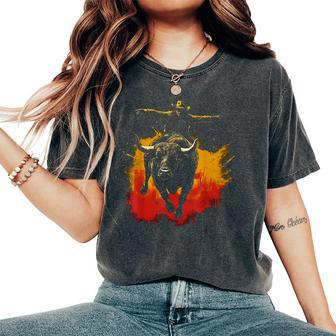 Bull Riding Bull Rider Graphic For Men Women's Oversized Comfort T-Shirt | Mazezy