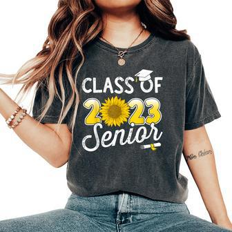 Class Of 2023 Senoir Graduate With Sunflower For Graduation Women's Oversized Comfort T-shirt | Mazezy