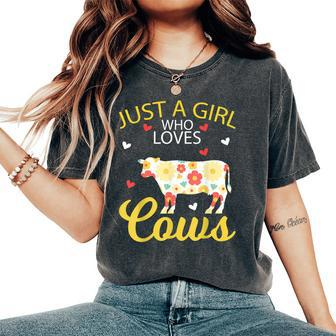 Cow Animal Lover Just A Girl Who Loves Cows Women's Oversized Comfort T-shirt | Mazezy