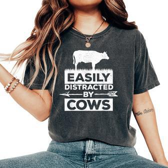 Easily Distracted By Cows Vintage Farmer Bull Face Women's Oversized Comfort T-shirt | Mazezy