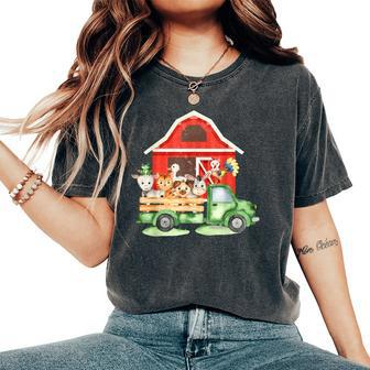 Farm Pickup Truck With Farm Animals Farmers Wife Cow Girl Women's Oversized Comfort T-shirt | Mazezy