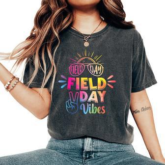 Field Day Vibes 2023 Field Day Vibes Teacher Women's Oversized Comfort T-shirt | Mazezy