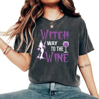 Halloween Witch Way To The Wine Halloween Witch Lover Women's Oversized Comfort T-Shirt - Seseable