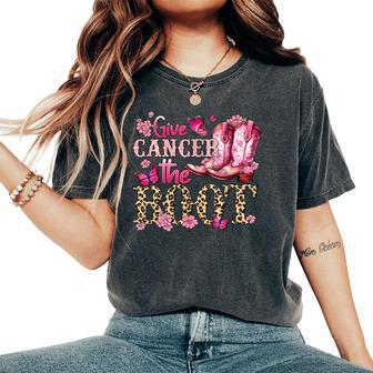 Give Cancer The Boot Western Cowgirl Leopard Breast Cancer Women's Oversized Comfort T-Shirt - Monsterry CA