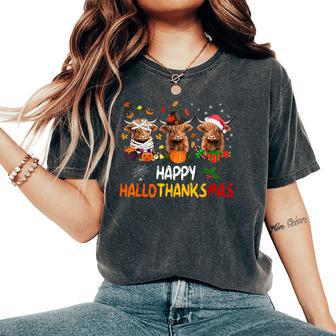 Happy Hallothanksmas Highland Cow Print Halloween Christmas Women's Oversized Comfort T-Shirt - Seseable