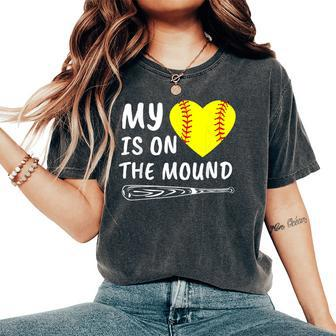 My Heart Is On The Mound Softball Bat Proud Mom Dad Women's Oversized Comfort T-Shirt | Mazezy