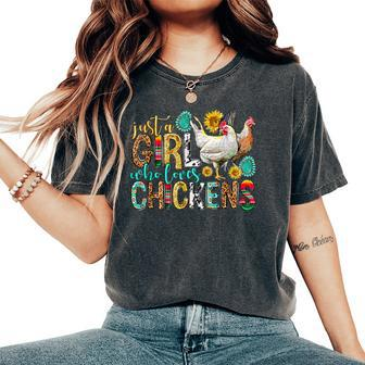 Just A Girl Who Loves Chickens Farm Lover Cute Chicken Buffs Women's Oversized Comfort T-Shirt - Monsterry DE