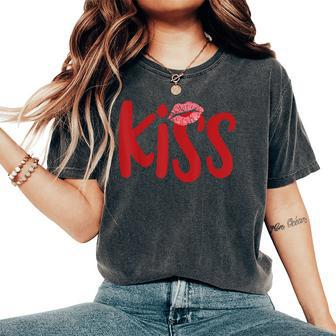 Kiss Marry Kill Girls Group Trio Kiss Costume Red Kissy Lips Women's Oversized Comfort T-Shirt - Monsterry DE