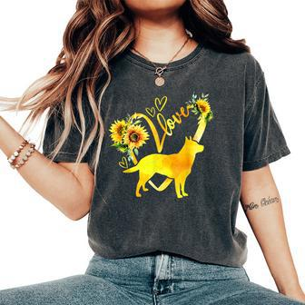 Love Cattle Dog Sunflower For Dog Lover Women's Oversized Comfort T-shirt | Mazezy