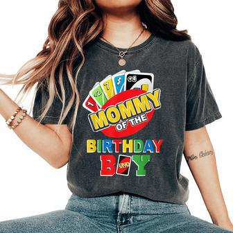 Mommy Of The Birthday Boy Uno Mom Mama 1St Bday Women's Oversized Comfort T-Shirt | Mazezy